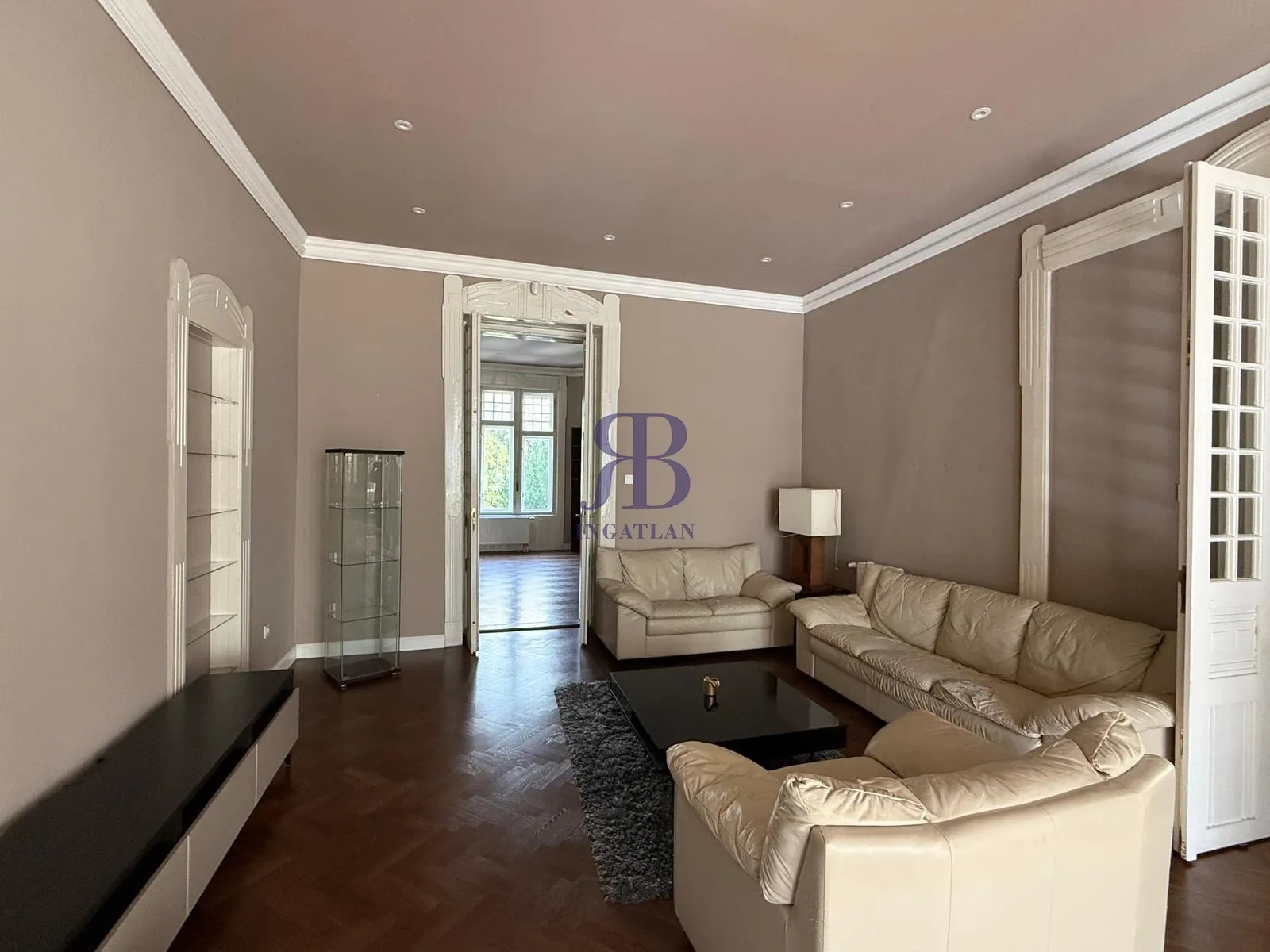 kiado-teglalakas-budapest-ii-kerulet-126793724-t6.webp