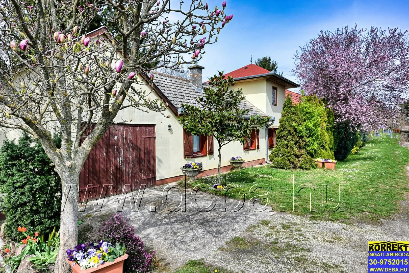 elado-csaladi-haz-balatonboglar-126801341-t6.webp