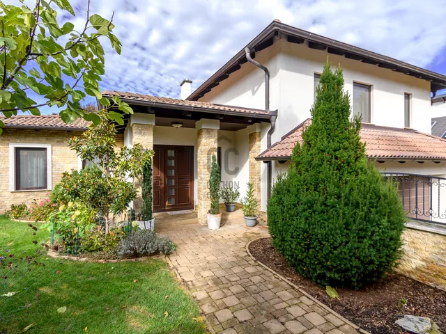 elado-csaladi-haz-sopron-agfalvi-uti-lakopark-120477017-t1.webp