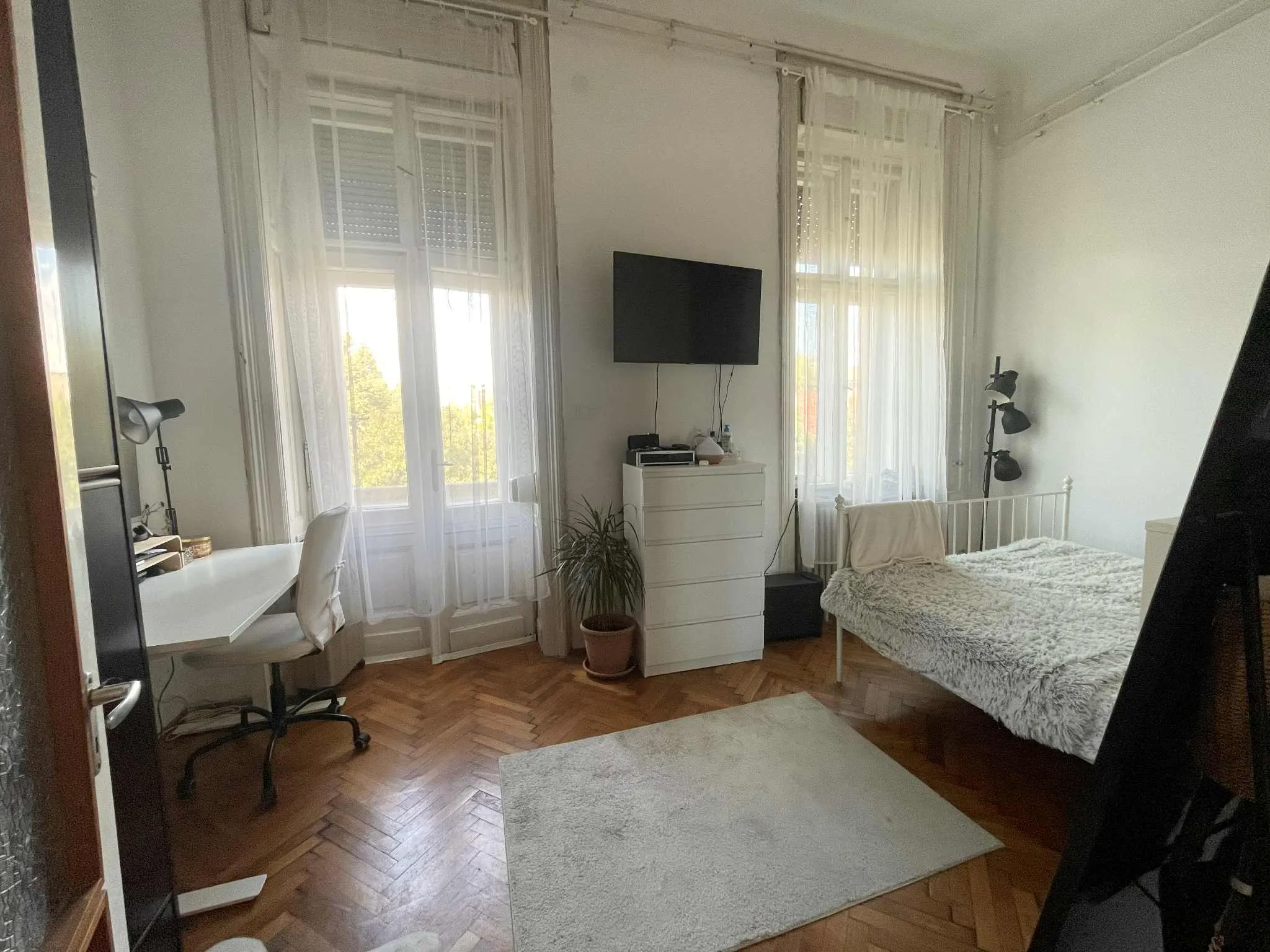 elado-teglalakas-budapest-vi-kerulet-nagykoruton-kivuli-terulet-128311660-t6.webp