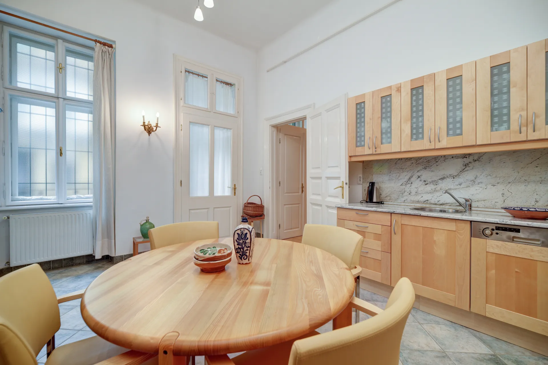 elado-teglalakas-budapest-vi-kerulet-nagykoruton-kivuli-terulet-128165853-t6.webp