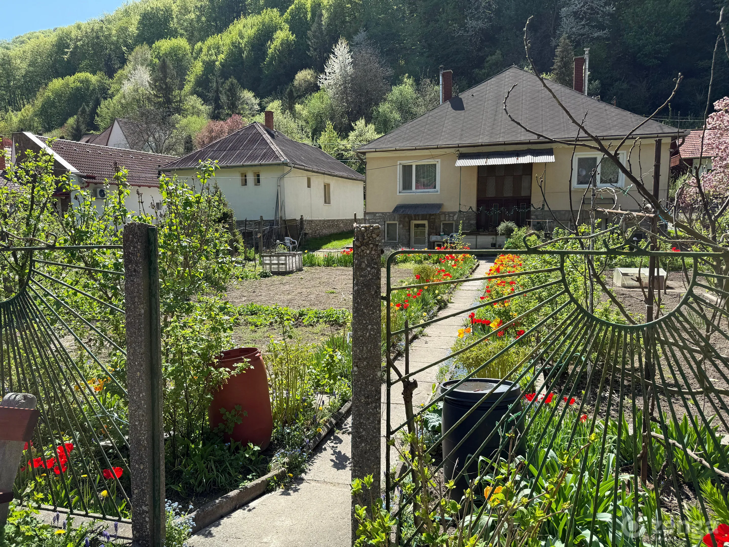 elado-ikerhaz-miskolc-lillafured-126038341-k6.webp