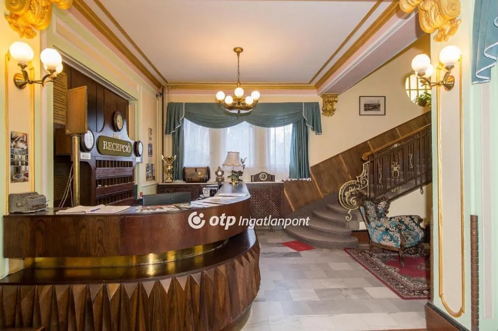 elado-hotel-panzio-szolnok-111982918-t6.webp