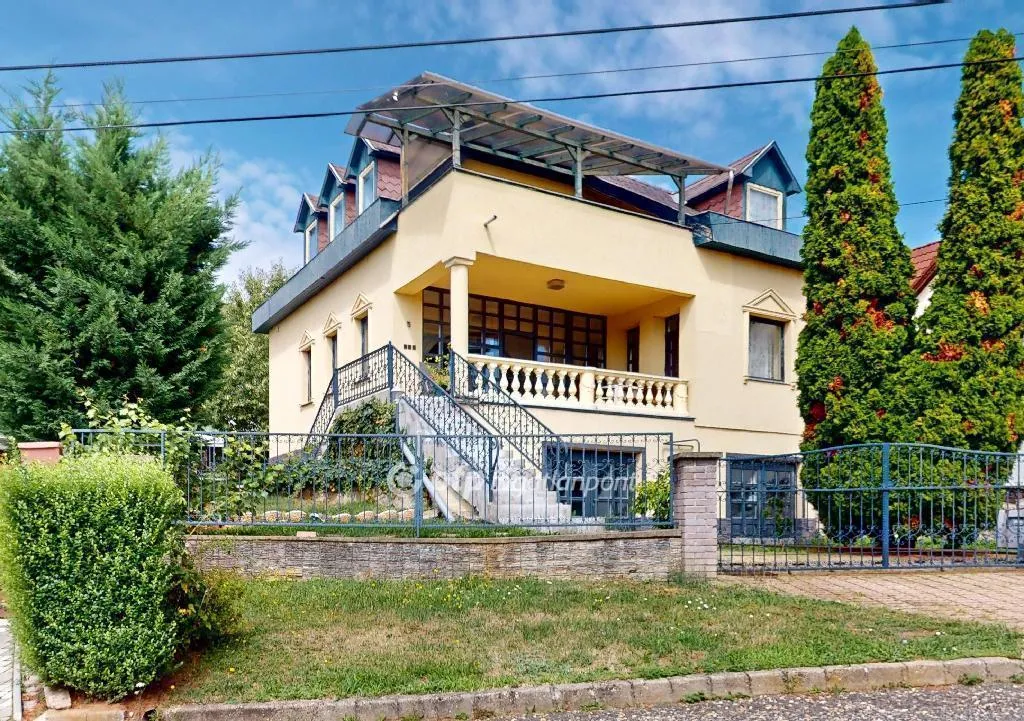 elado-csaladi-haz-kazincbarcika-118096871-t6.webp