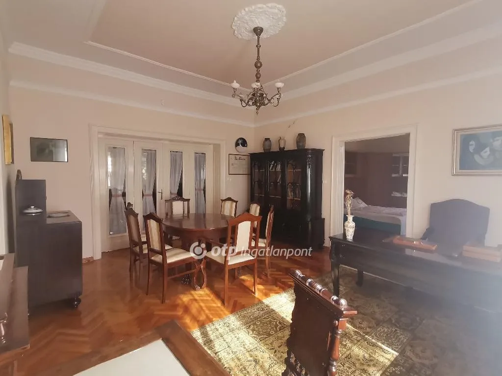 elado-csaladi-haz-bekescsaba-129891083-t6.webp