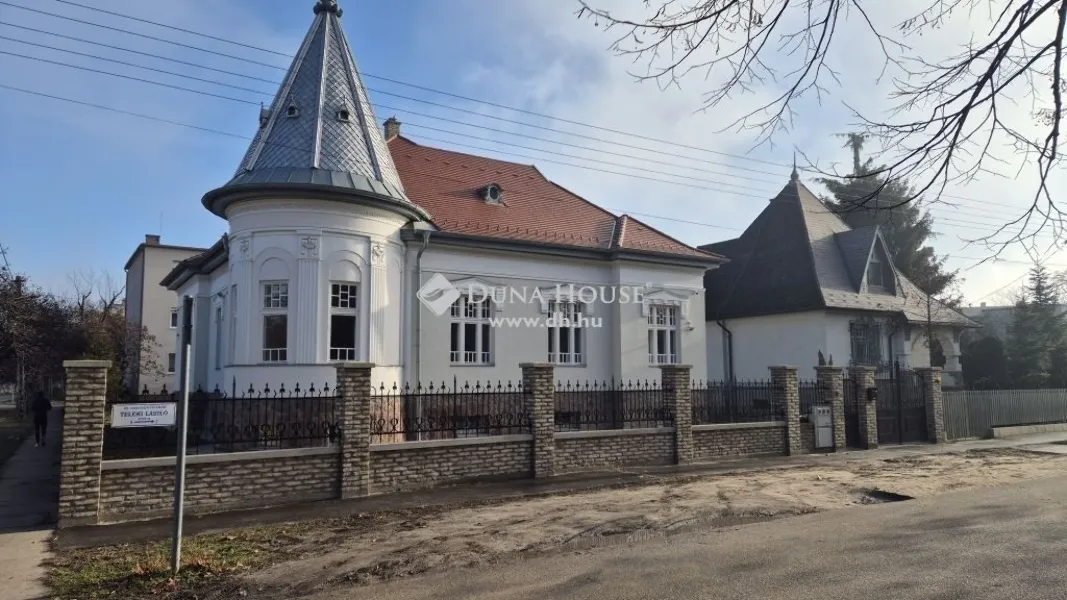 elado-csaladi-haz-kecskemet-111251199-t6.webp