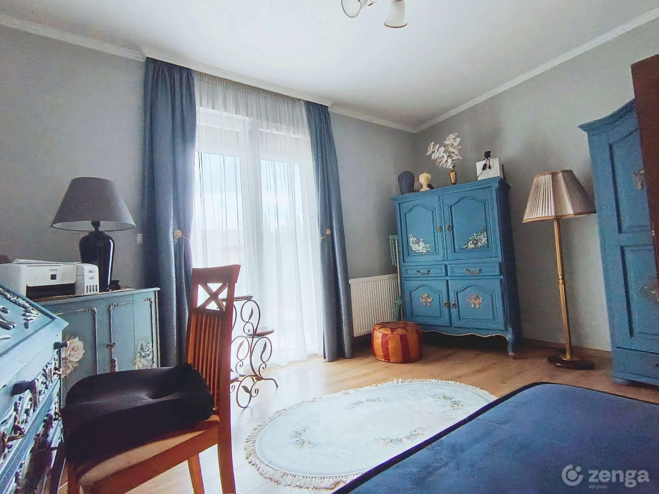 elado-sorhaz-fot-130003592-k6.webp