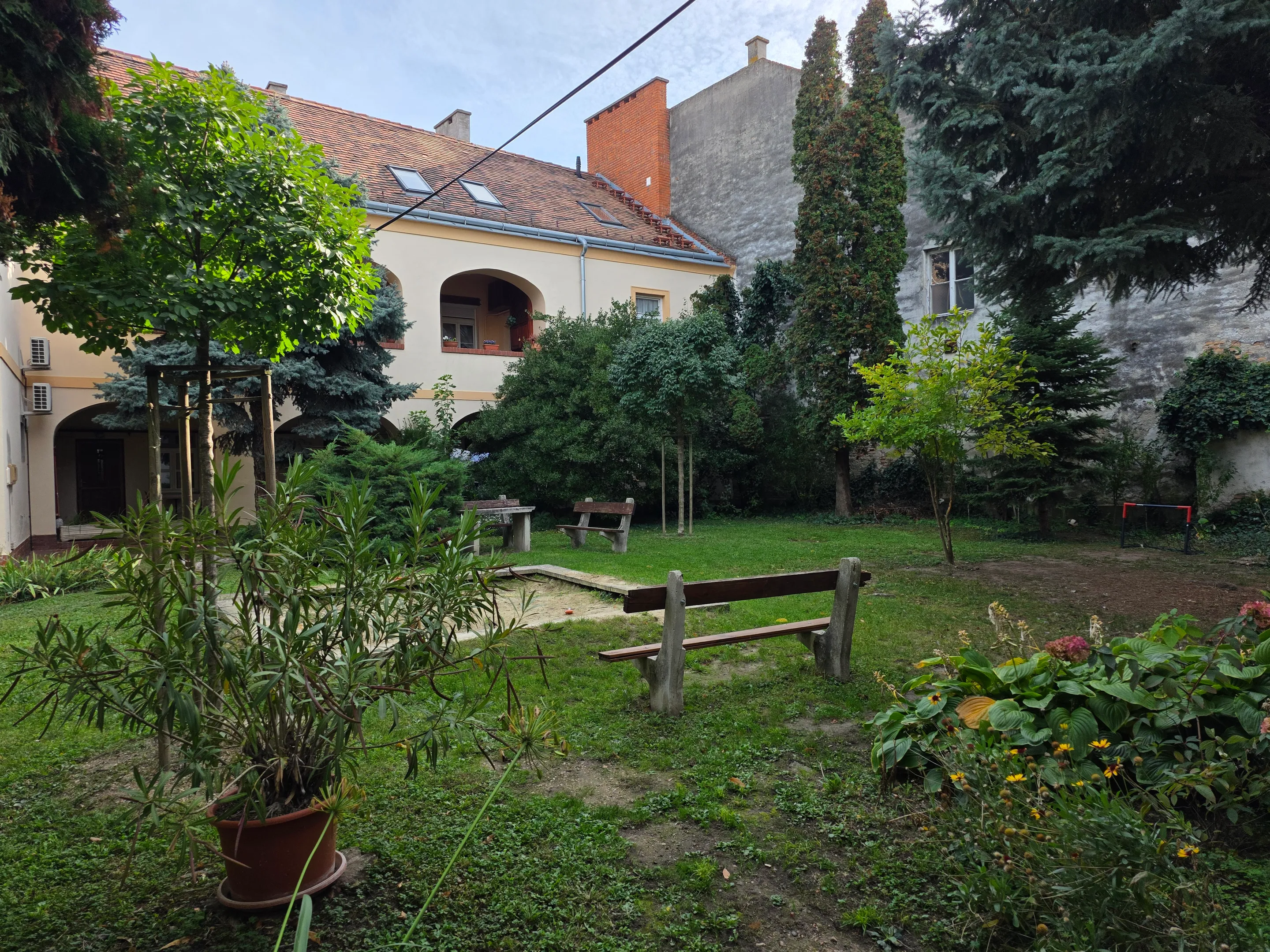 elado-teglalakas-szekesfehervar-belvaros-es-kornyeke-121843585-t6.webp