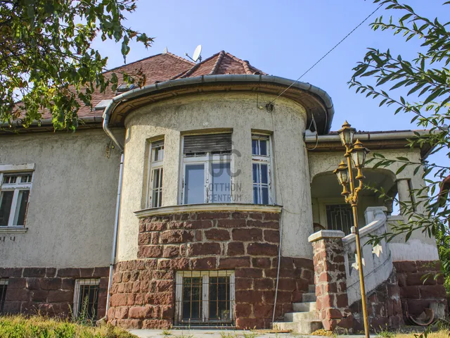 elado-csaladi-haz-budapest-xxii-kerulet-budafok-131515824-t1.webp