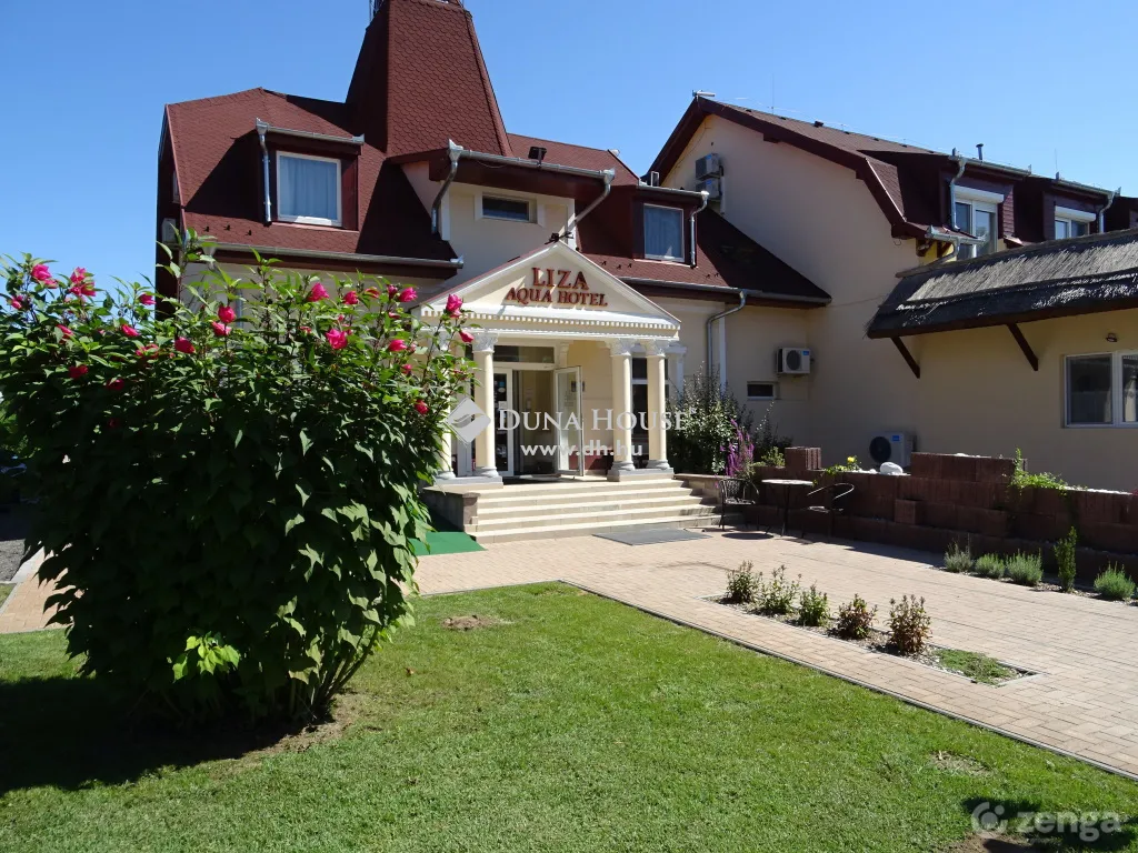 elado-villa-kastely-lajosmizse-106153441-k6.webp