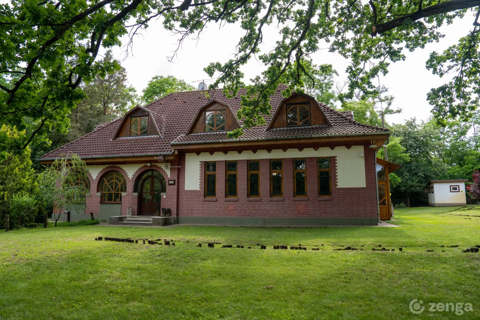 elado-csaladi-haz-debrecen-halap-126073522-k6.webp