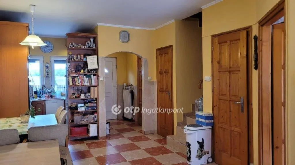 elado-ikerhaz-dunakeszi-97548479-t6.webp