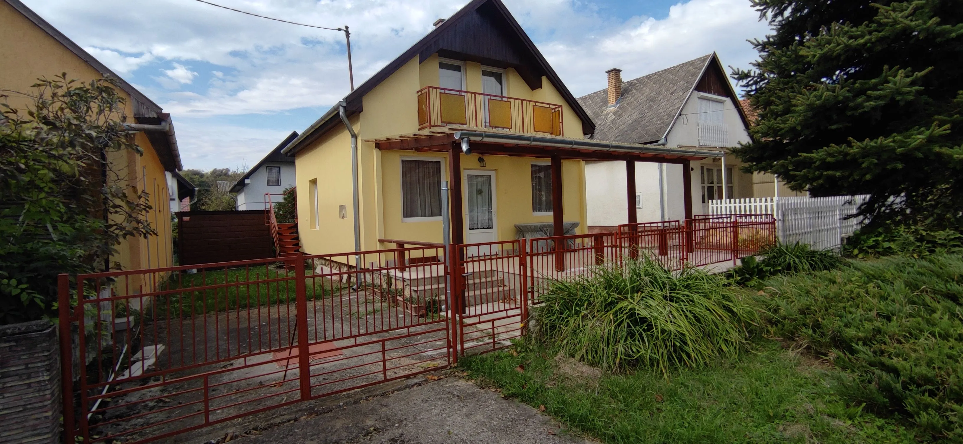 elado-udulo-nyaralo-dombovar-gunarasfurdo-100422541-t6.webp