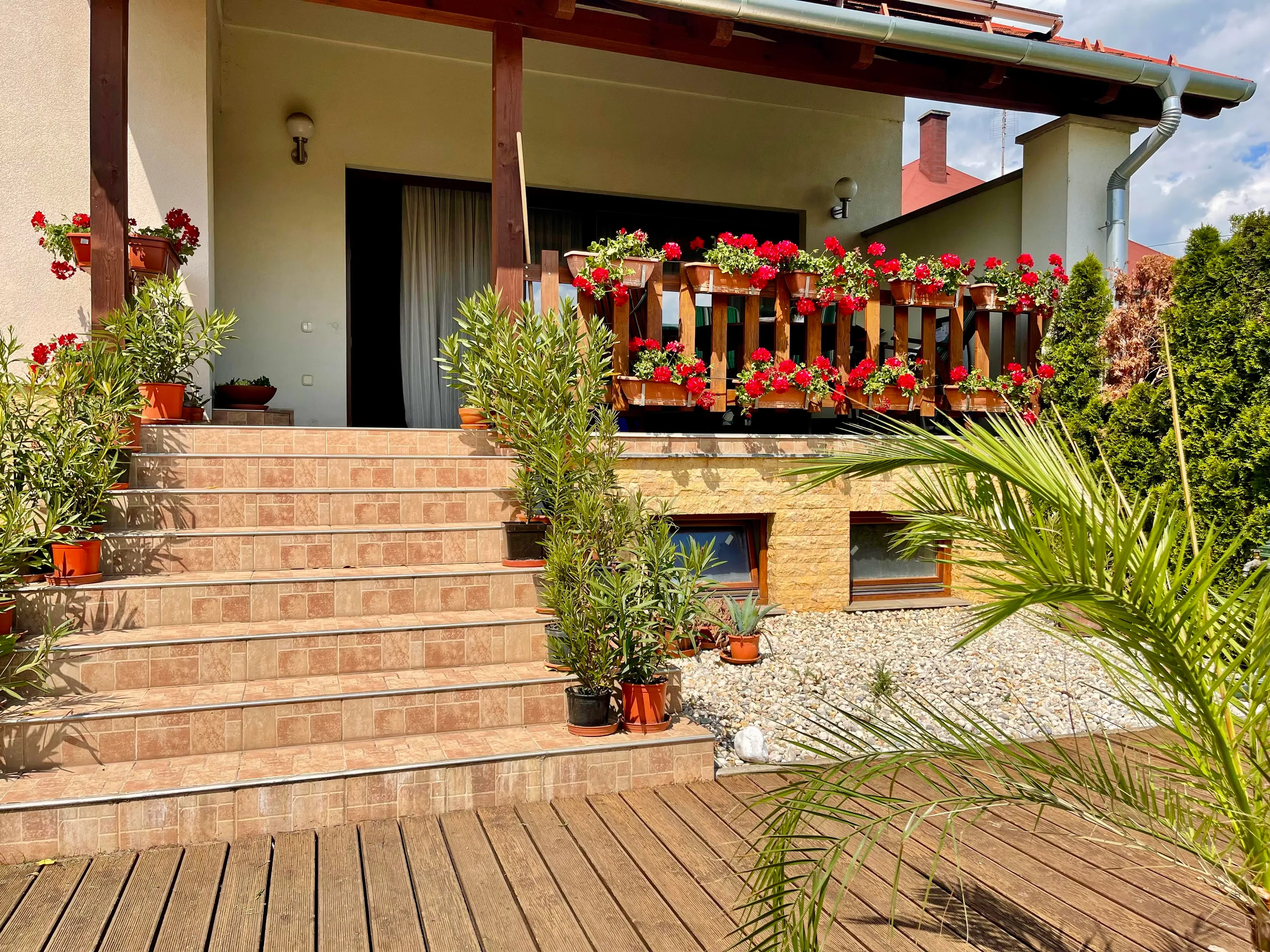 elado-csaladi-haz-tapolca-98020840-t6.webp