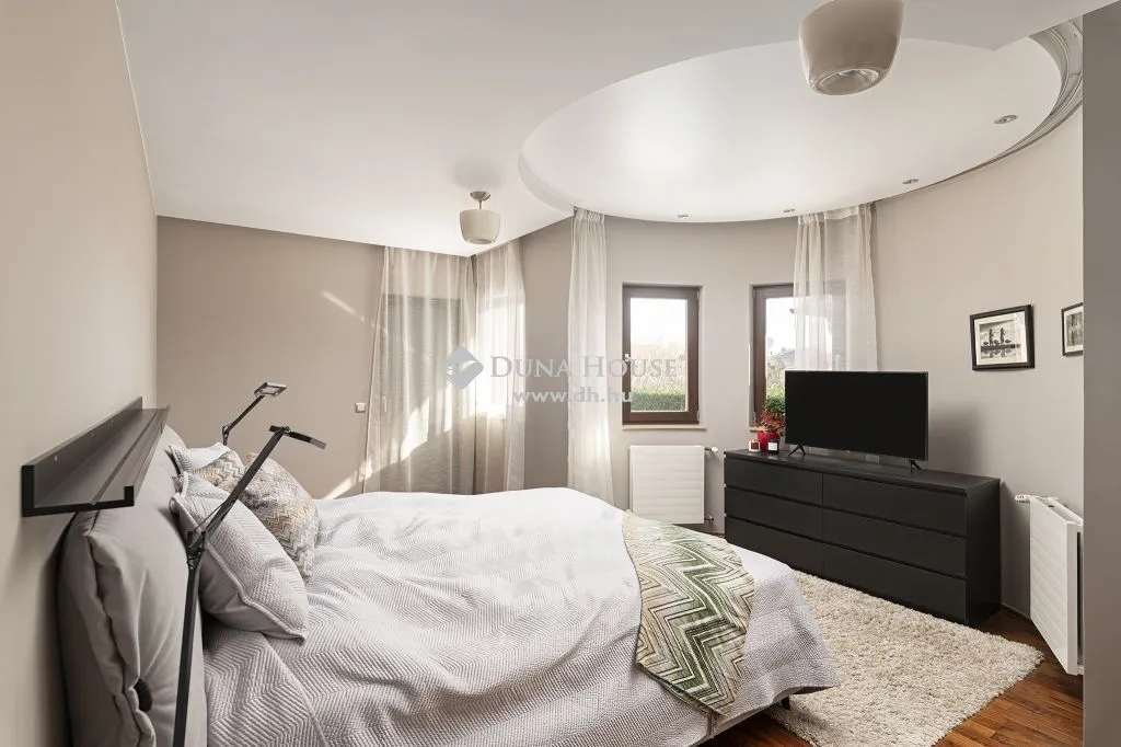 elado-csaladi-haz-budapest-xvi-kerulet-rakosszentmihaly-90400242-t6.webp