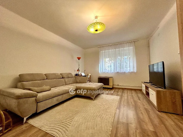 Egy balatoni város, ahol a panel is életmóddá válhatott