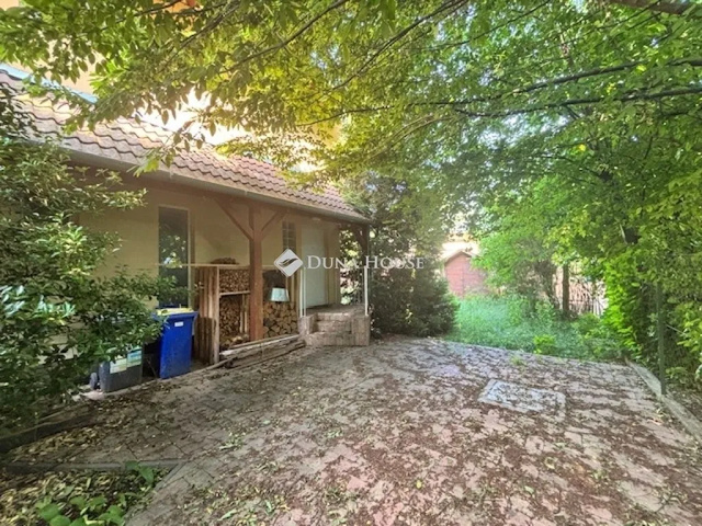 Teljesen privát kis birodalmak Budapest határában