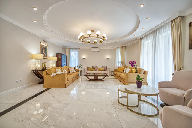 Egyetlen lépéssel kezdődik a luxus, ezért fontos a padló