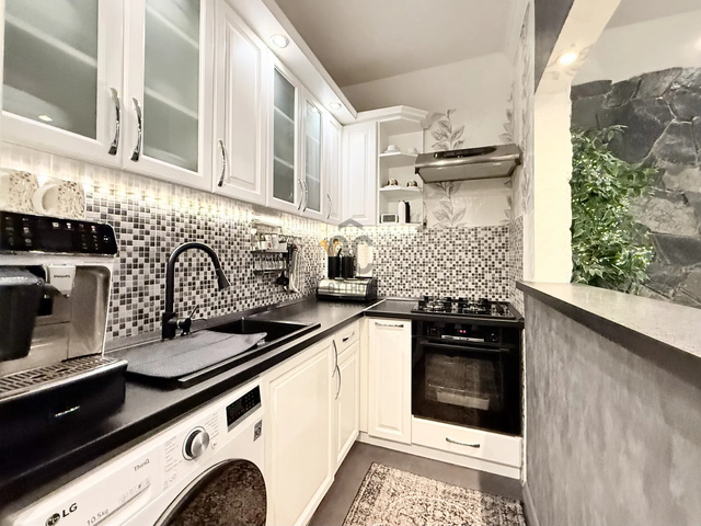 Örök stílus vagy unalmas ridegség? Így lesz otthonos a fekete-fehér lakás