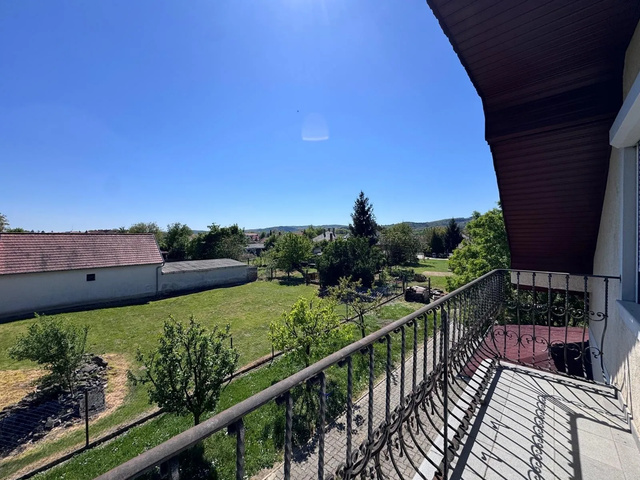 A Balaton mögött, ahol még más árszinten lehet otthont találni