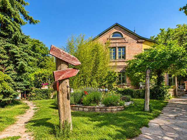 Mesebeli villa, toszkán hangulat a Mecsekoldal legszebb részén