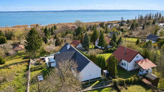A Balaton egyik utolsó olyan vidéke, ahol még a táj diktál