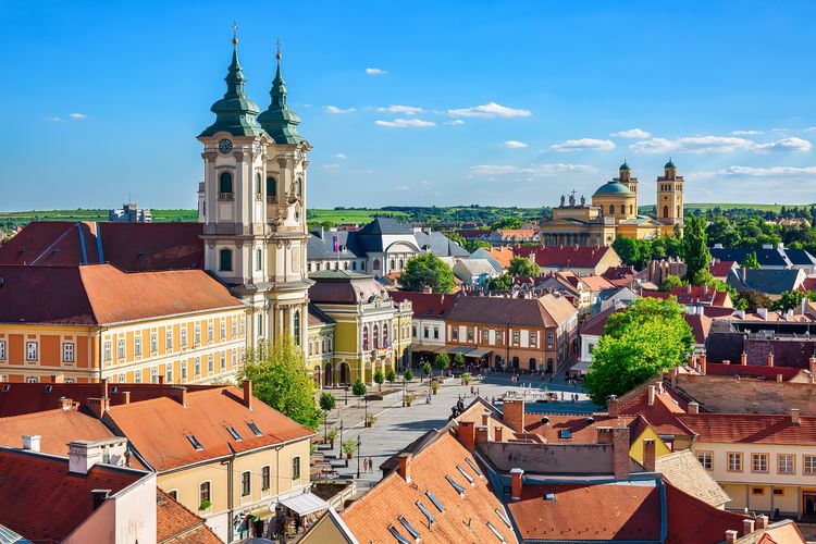 Dobó István utódai stratégiát váltottak: ezek a legolcsóbb és a legdrágább ingatlanok Egerben