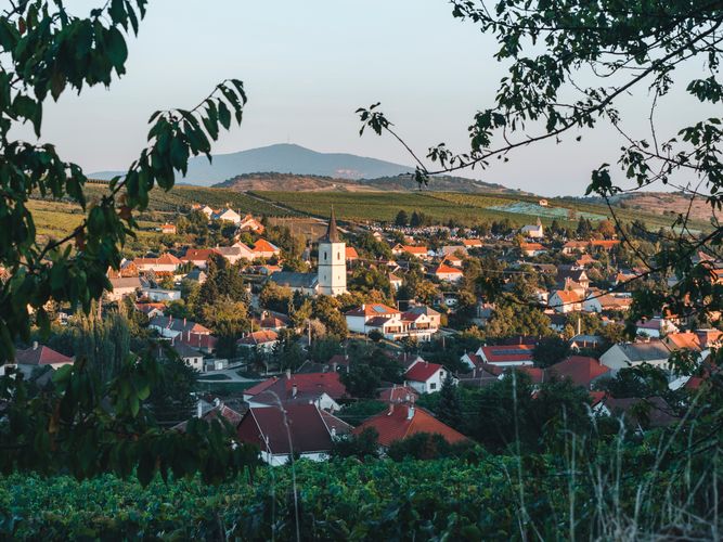 A legszebb magyar településnek választották, ahova külföldről is elzarándokolnak