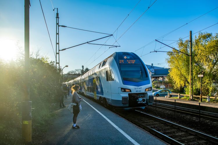 Vonattal a belvárosba: 5 település, ahonnan 20 perc alatt Budapesten vagy