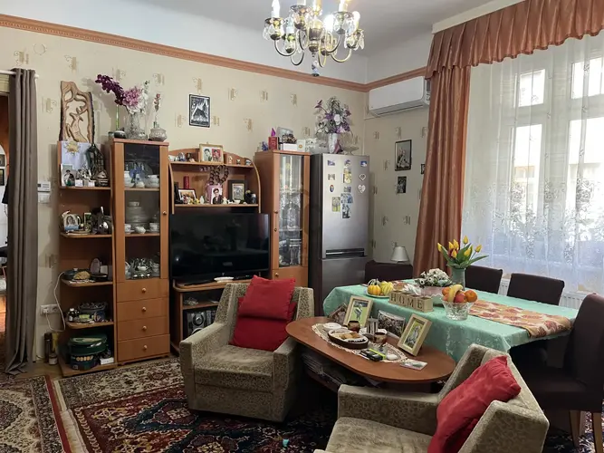 Örökség vagy teher? – Mit kezdj a szülői ingatlannal 2025-ben?