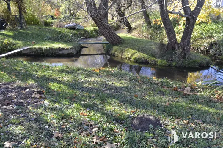 A legszebb, patakokkal szabdalt telkek, amelyeket most meg is vehetsz