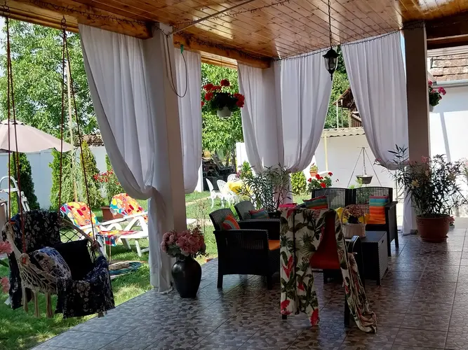 Szomszédok vagyunk! Páros lakásajánlatok és családi fészkek Valentin-napra