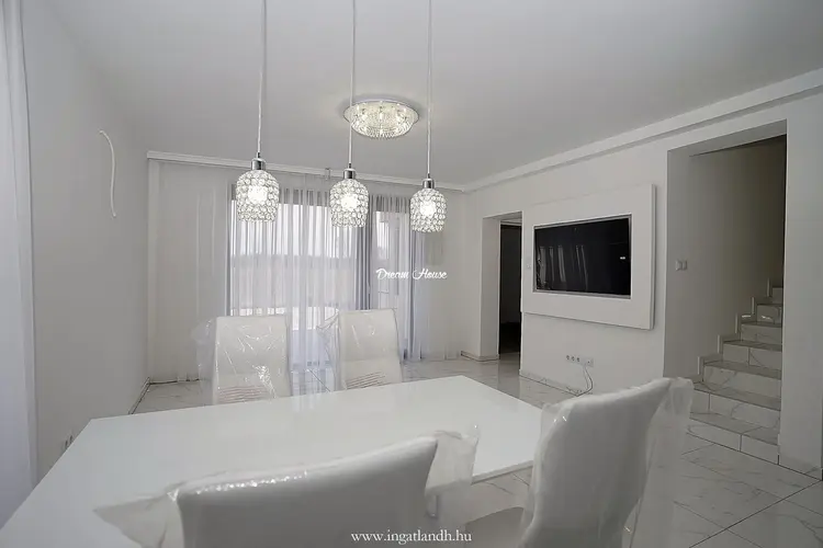 DIY: Készíts hangulatos lámpát fillérekből!