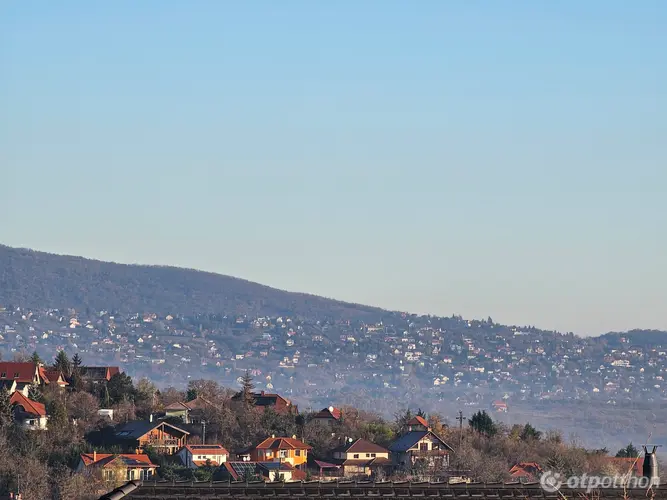 Pomáz panorámája: építsd fel álmaid otthonát a Pilis szívében