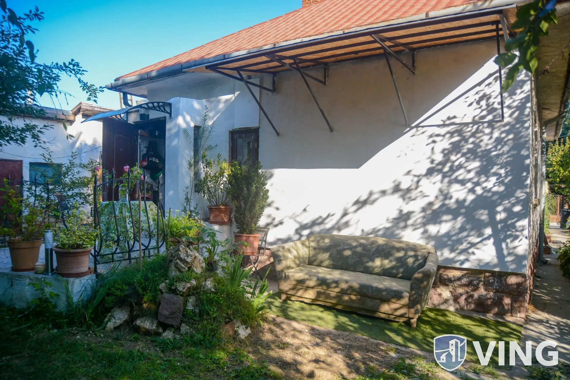 elado-hazresz-balatonalmadi-97135753-t6.webp