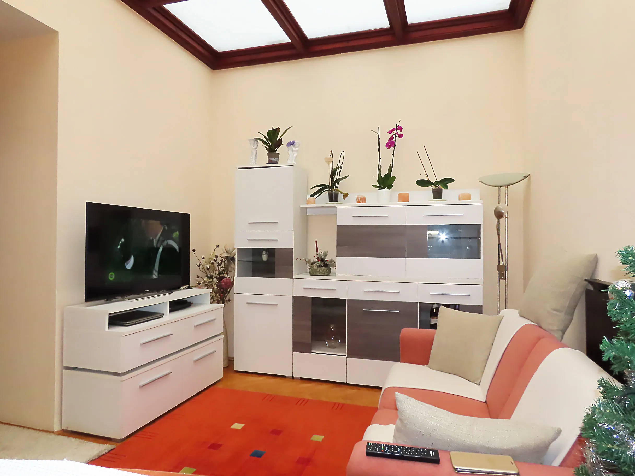 elado-teglalakas-heviz-98970386-t6.webp