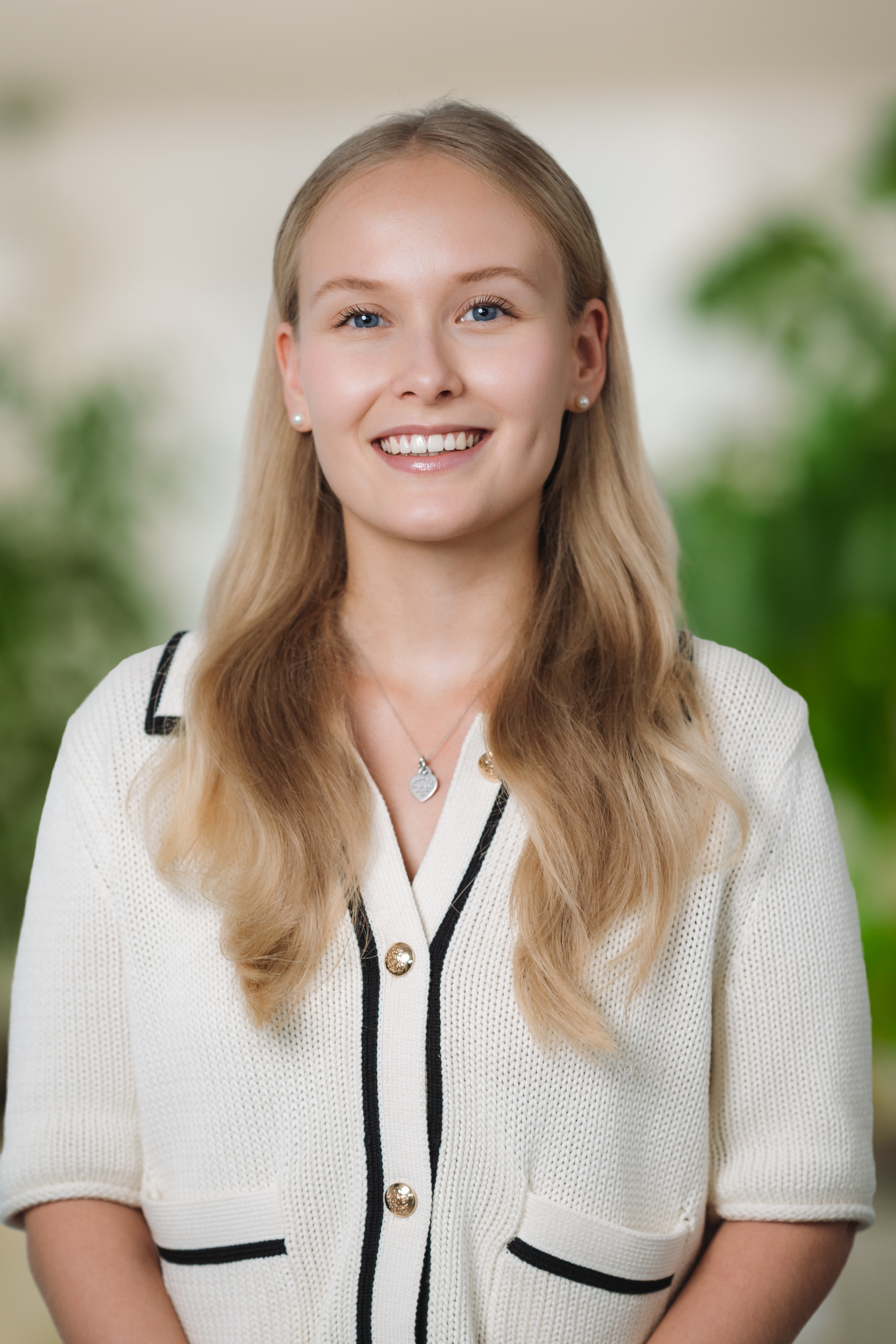 Vera Danner, Marketing & Sales Assistant