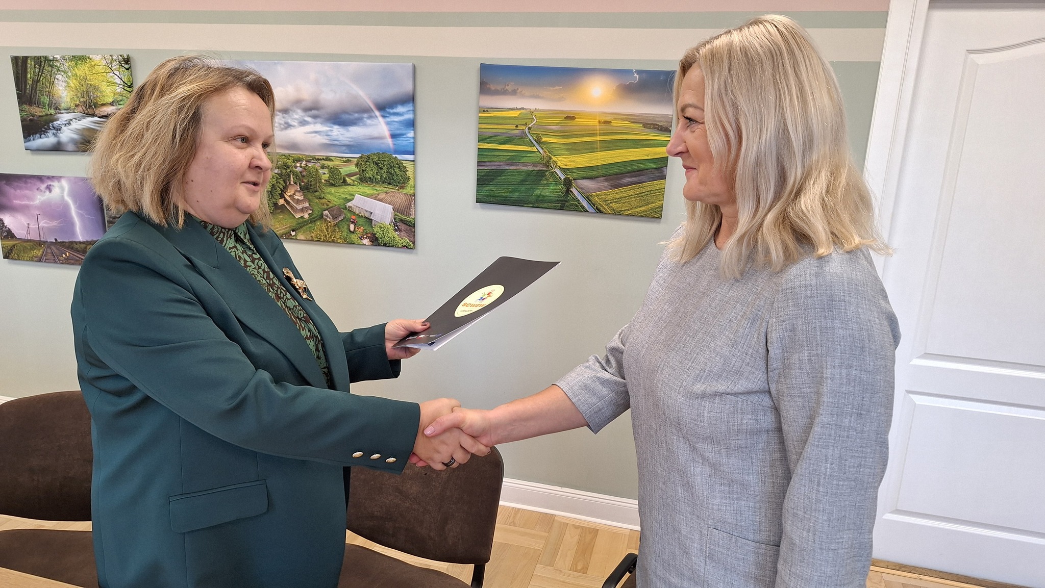 Powiat Lubaczowski otrzymał dofinansowanie grantowe w ramach projektu „Budowa skoordynowanego systemu pomocy specjalistycznej opartego na Specjalistycznych Centrach Wspierających Edukację Włączającą” | 581846701_122174729396428696_3974968248523990339_n.jpg