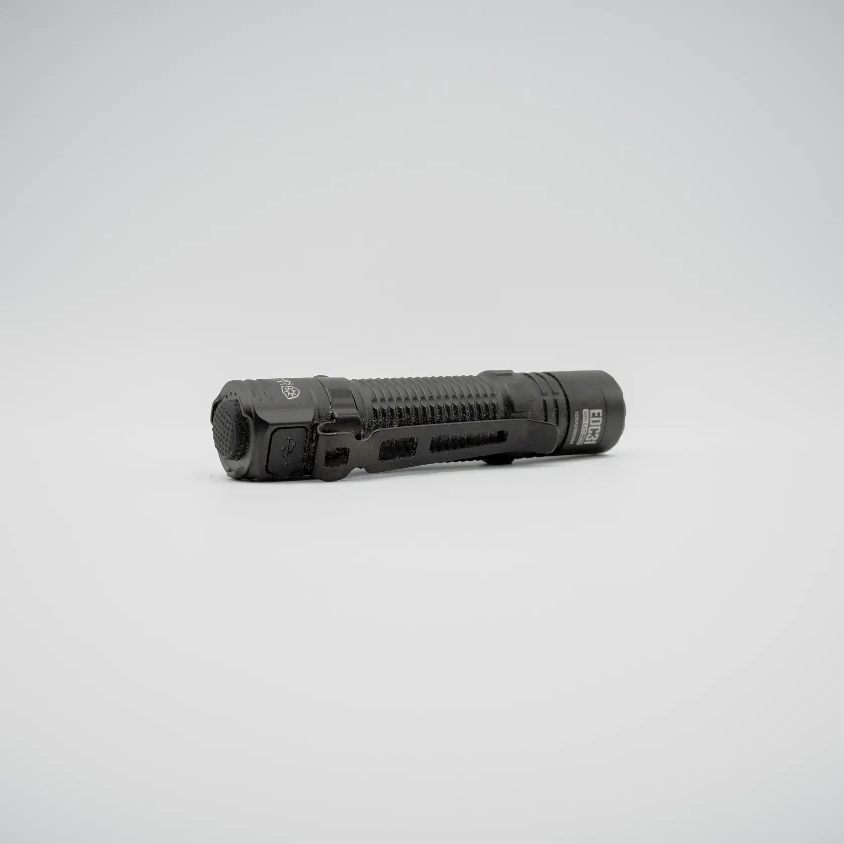 Nitecore EDC31 2