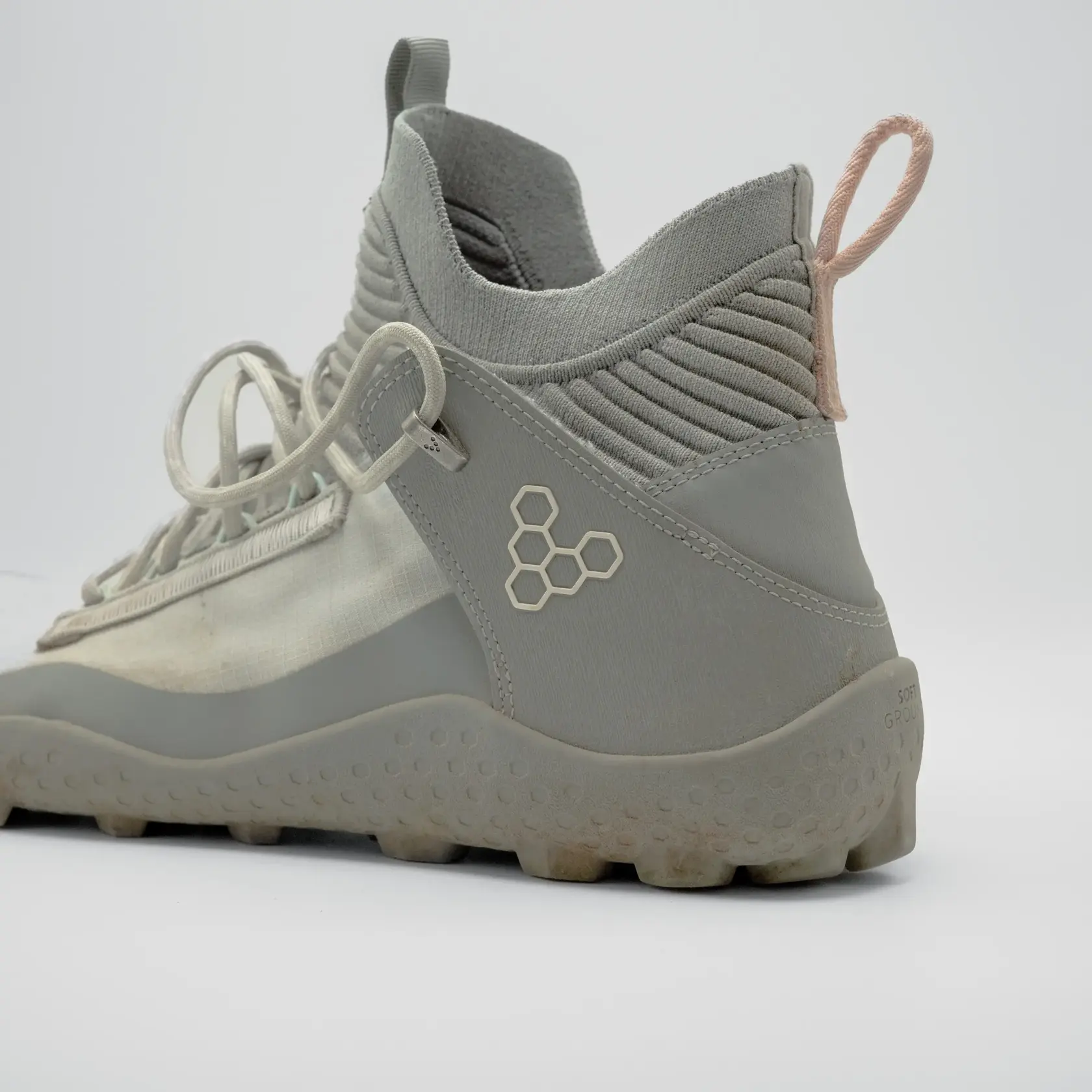 Vivobarefoot Magne Lite WR SG mens 4