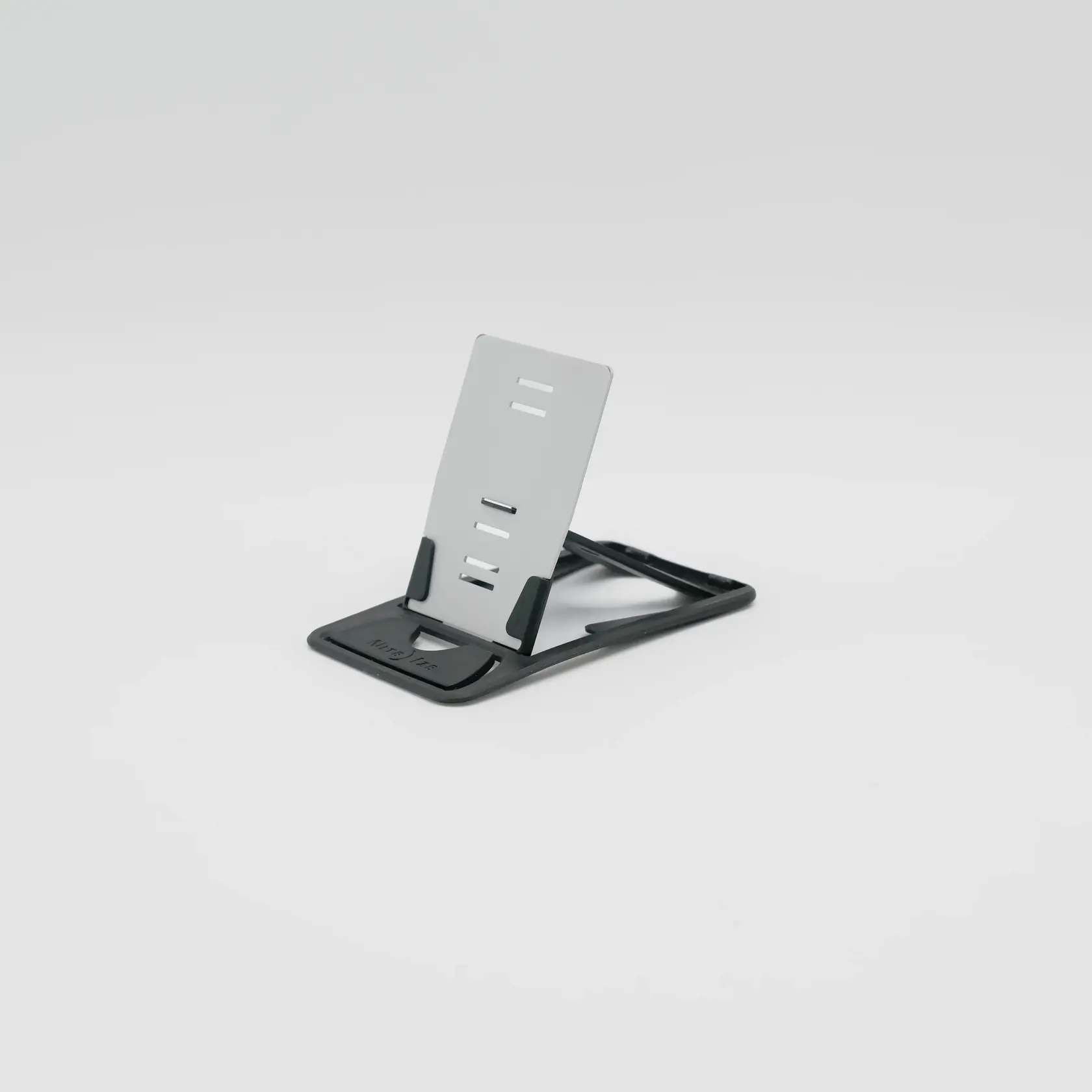 Nite Ize Quick Stand 3