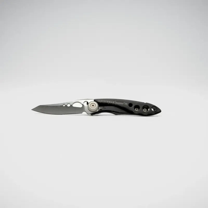 Review of the Leatherman Skeletool KB
