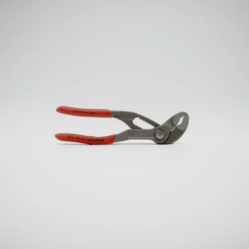 Review of the Knipex Cobra Mini