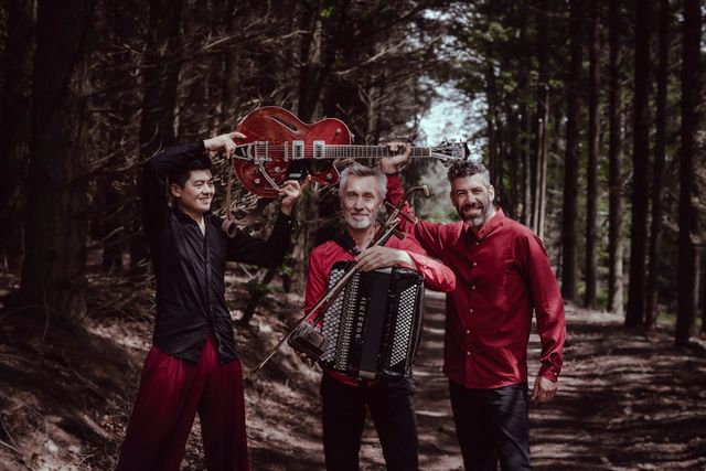 cmmlxyawskfa807ulef9srj0z