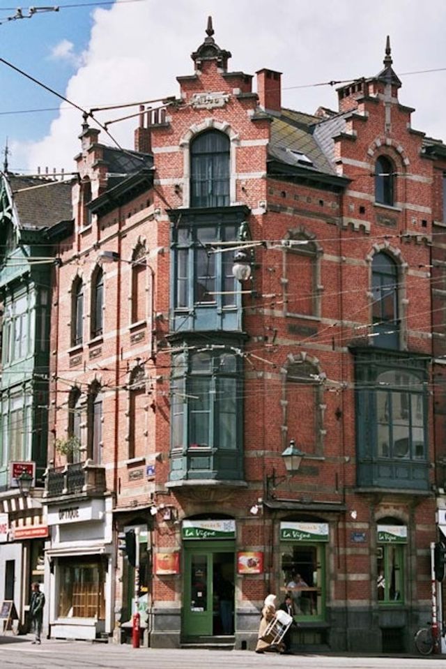 cmnx6f4rvuppj07uu1fbmr2bk