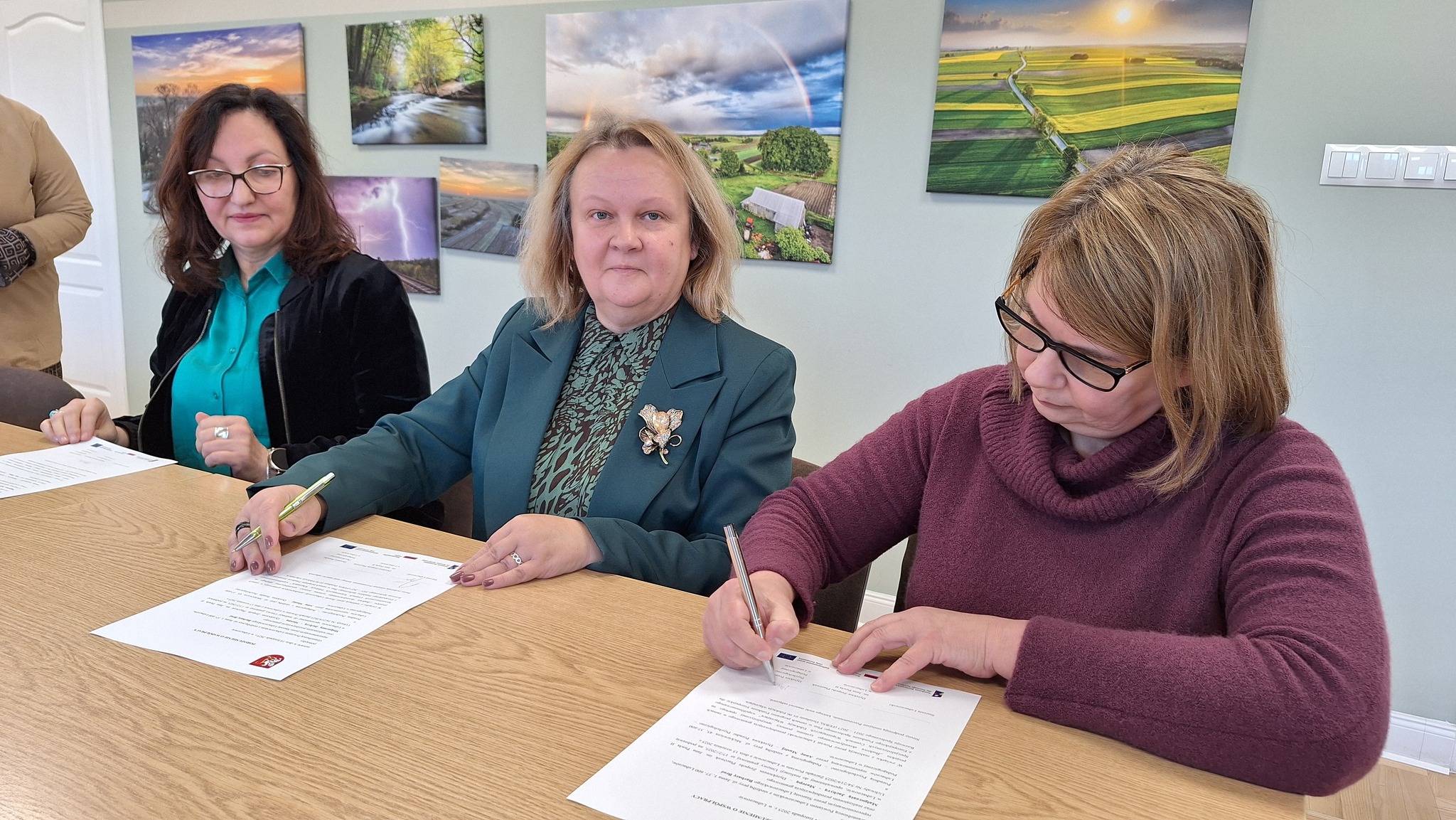 Powiat Lubaczowski otrzymał dofinansowanie grantowe w ramach projektu „Budowa skoordynowanego systemu pomocy specjalistycznej opartego na Specjalistycznych Centrach Wspierających Edukację Włączającą” | 581707928_122174729030428696_147946956424374770_n.jpg