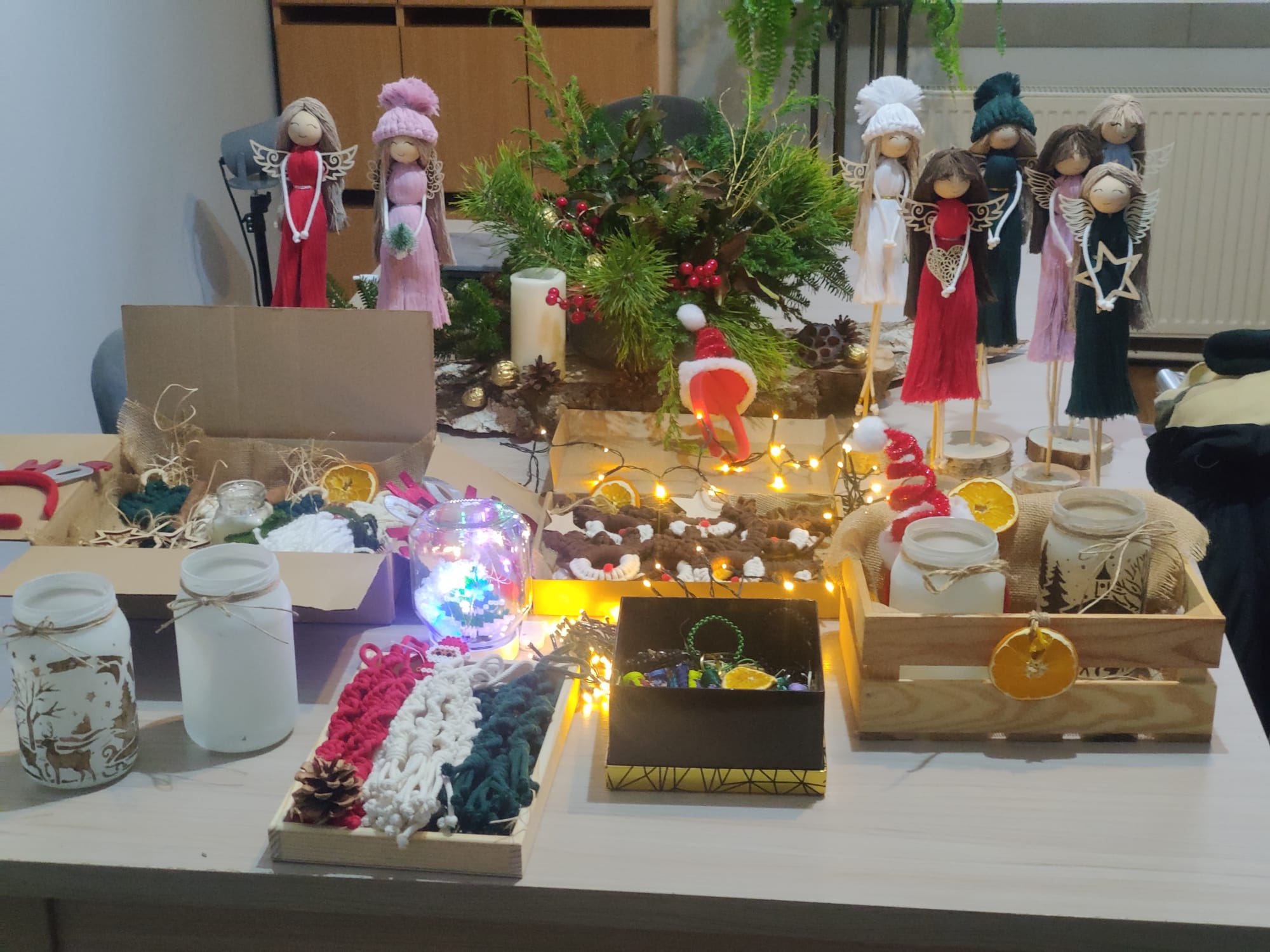 Kiermasz świąteczny  | IMG-20251206-WA0000.jpg