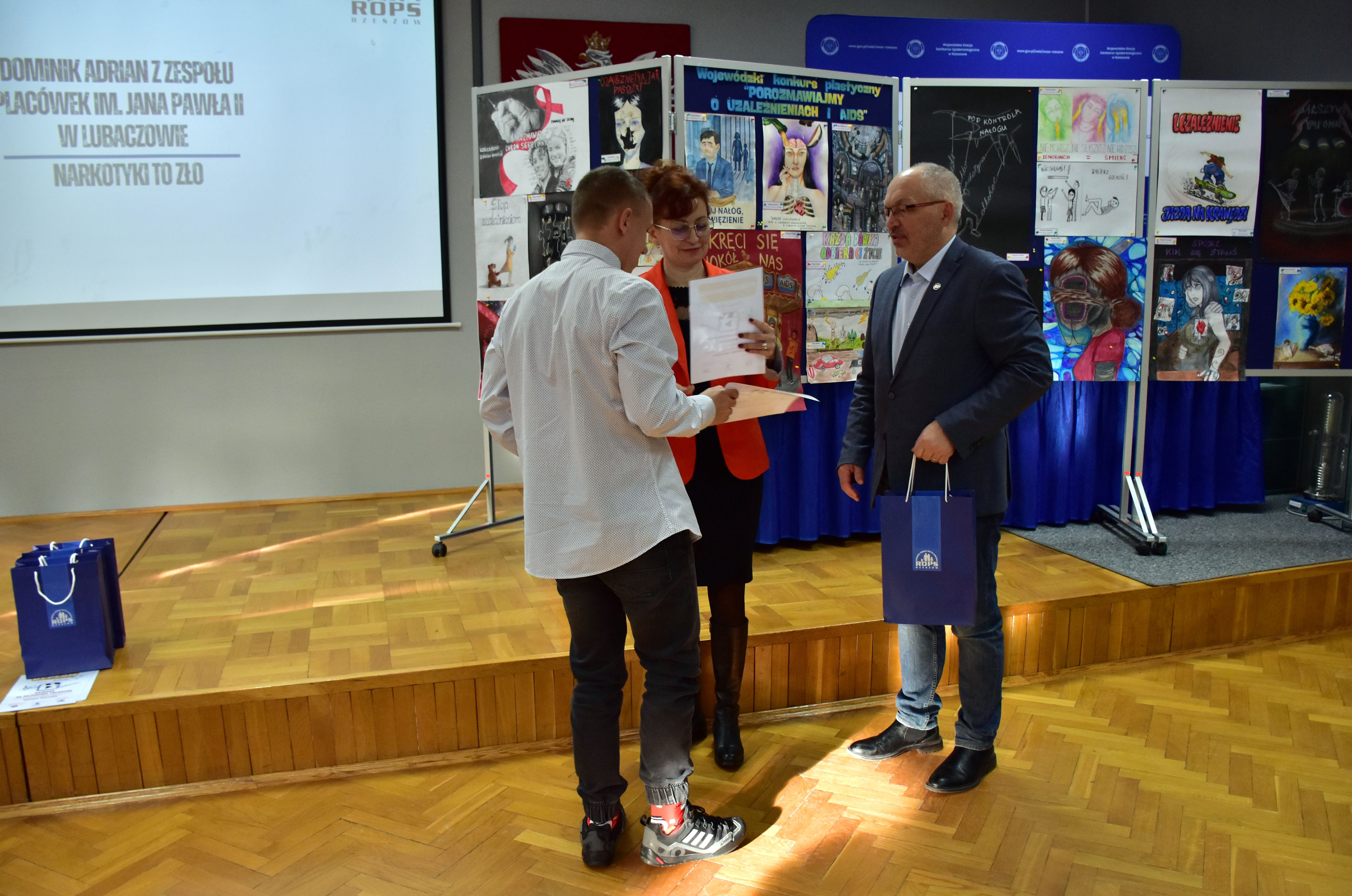 Sukces w Wojewódzkim Konkursie Muzycznym "Dźwięki wolności" | 33.jpg