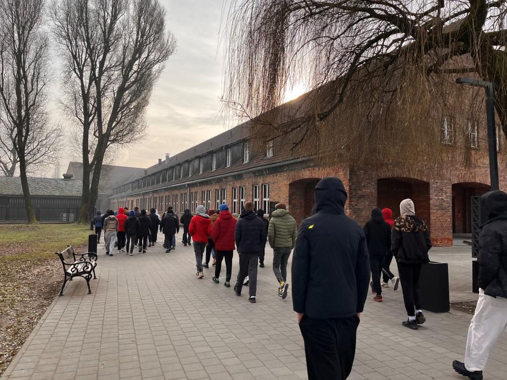 „Wyjście z kalsą”