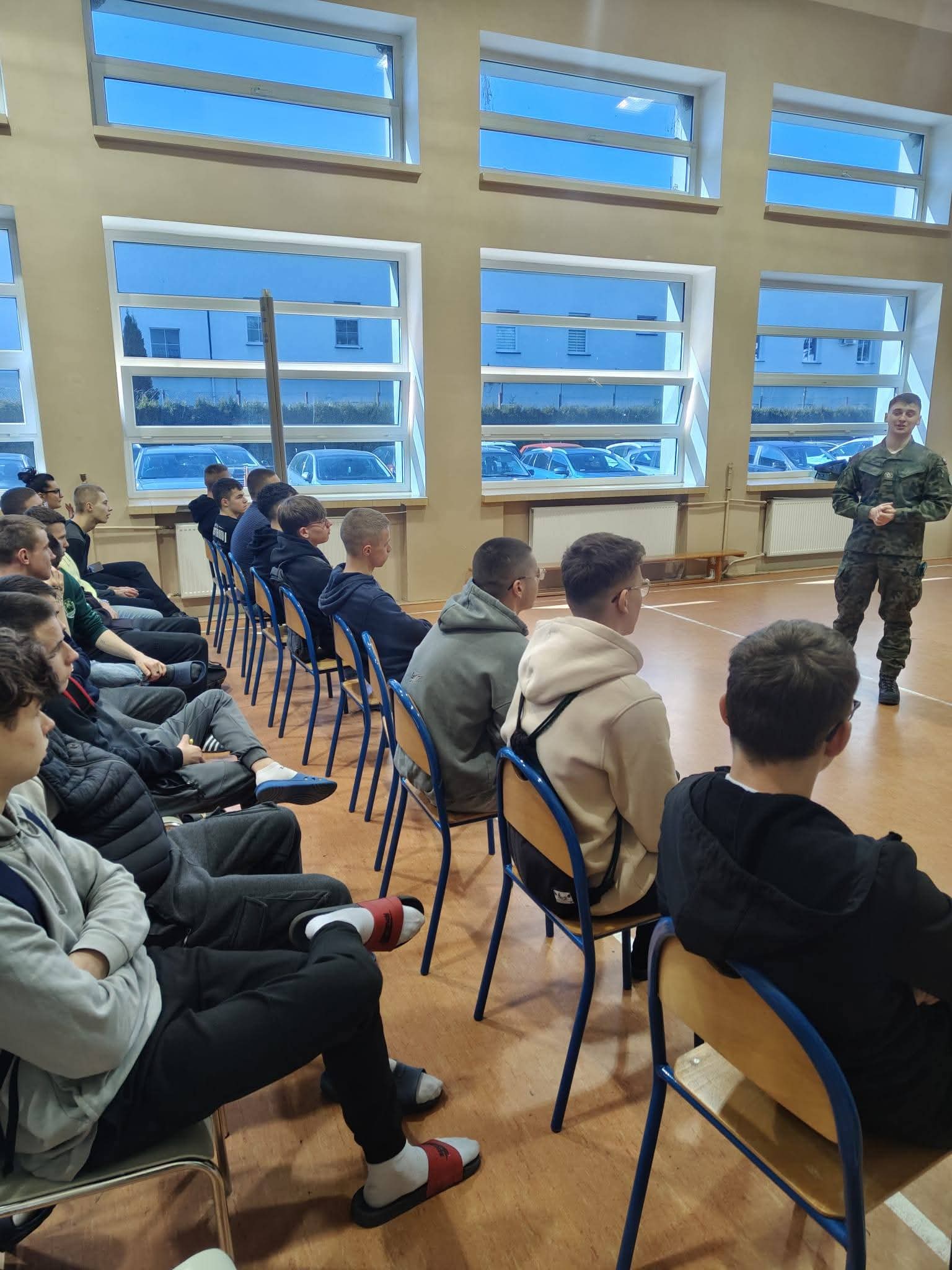 Spotkanie z przedstawicielami Wojskowego Centrum Rekrutacji w Jarosławiu | FB_IMG_1772869060456.jpg